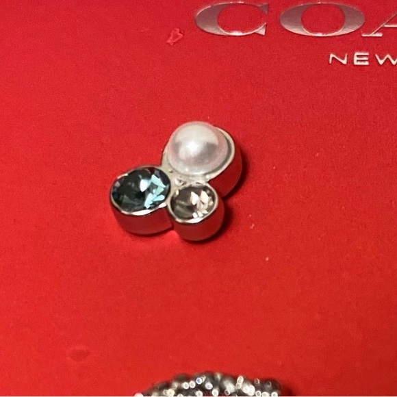 Coach Gift Set of 3 pairs of stud earrings. - Picture 2 of 6